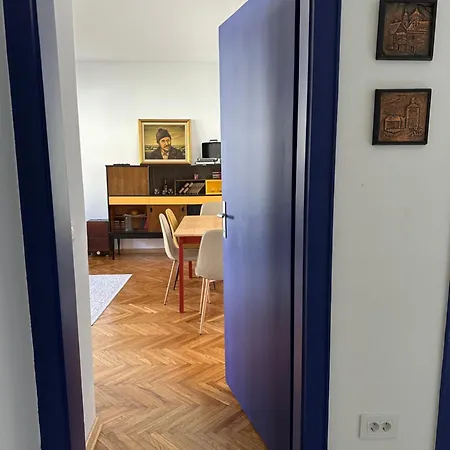 1bd In Citycentre With Parking&terrace Belgrade